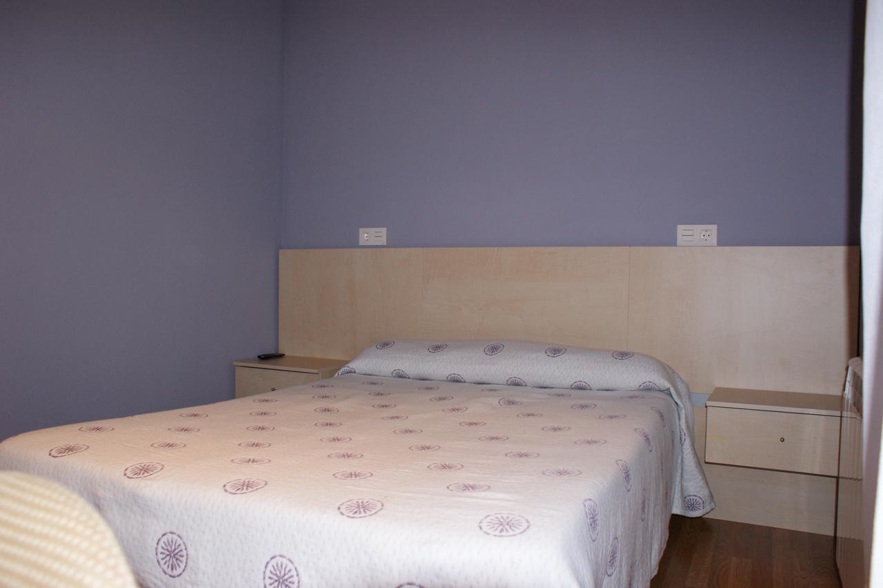 Hostal Carazo Torquemada Esterno foto