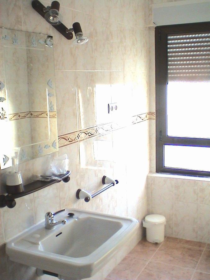 Hostal Carazo Torquemada Esterno foto